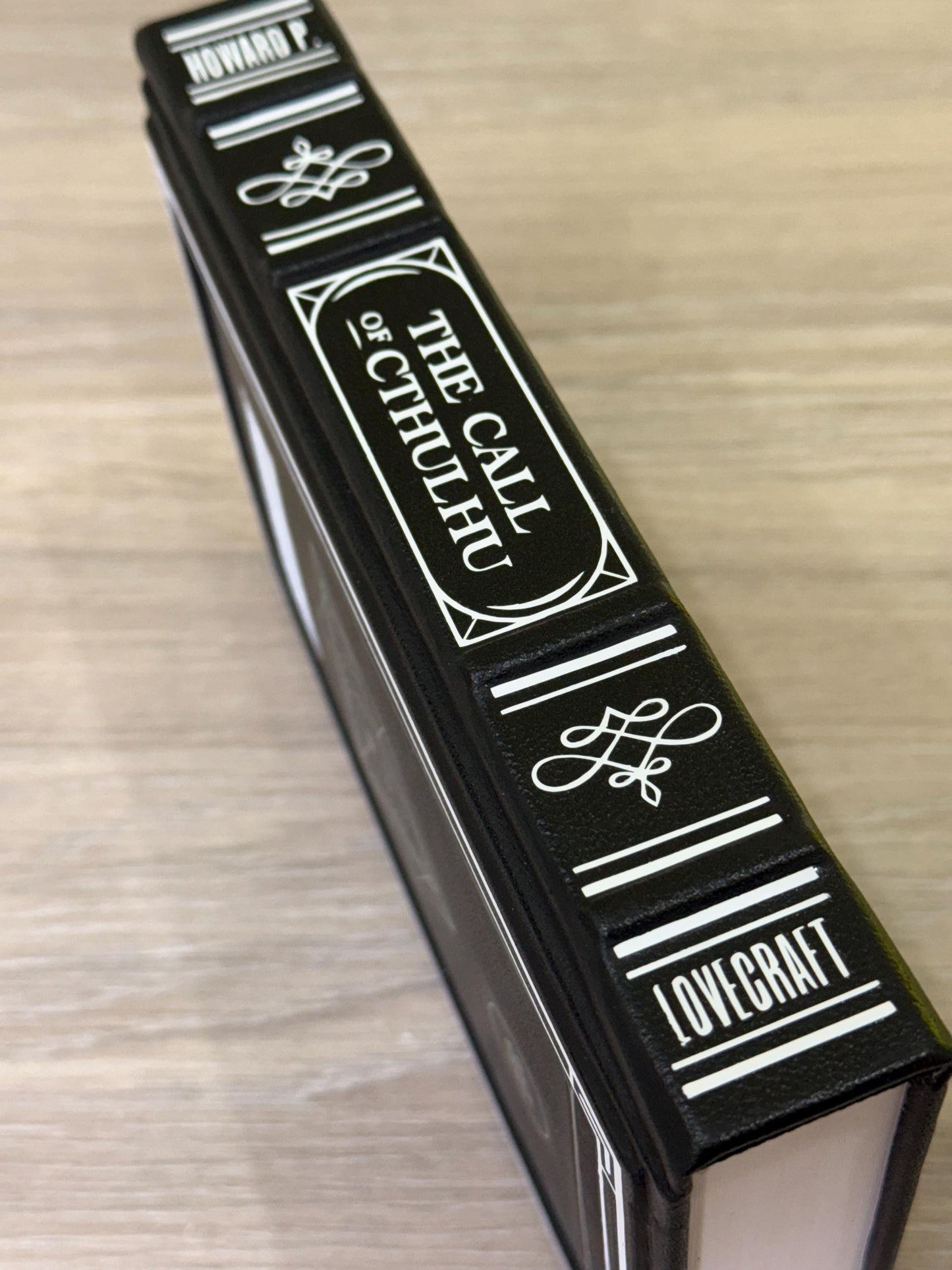 The Call of Cthulhu Real Leather Deluxe Edition | HP Lovecraft