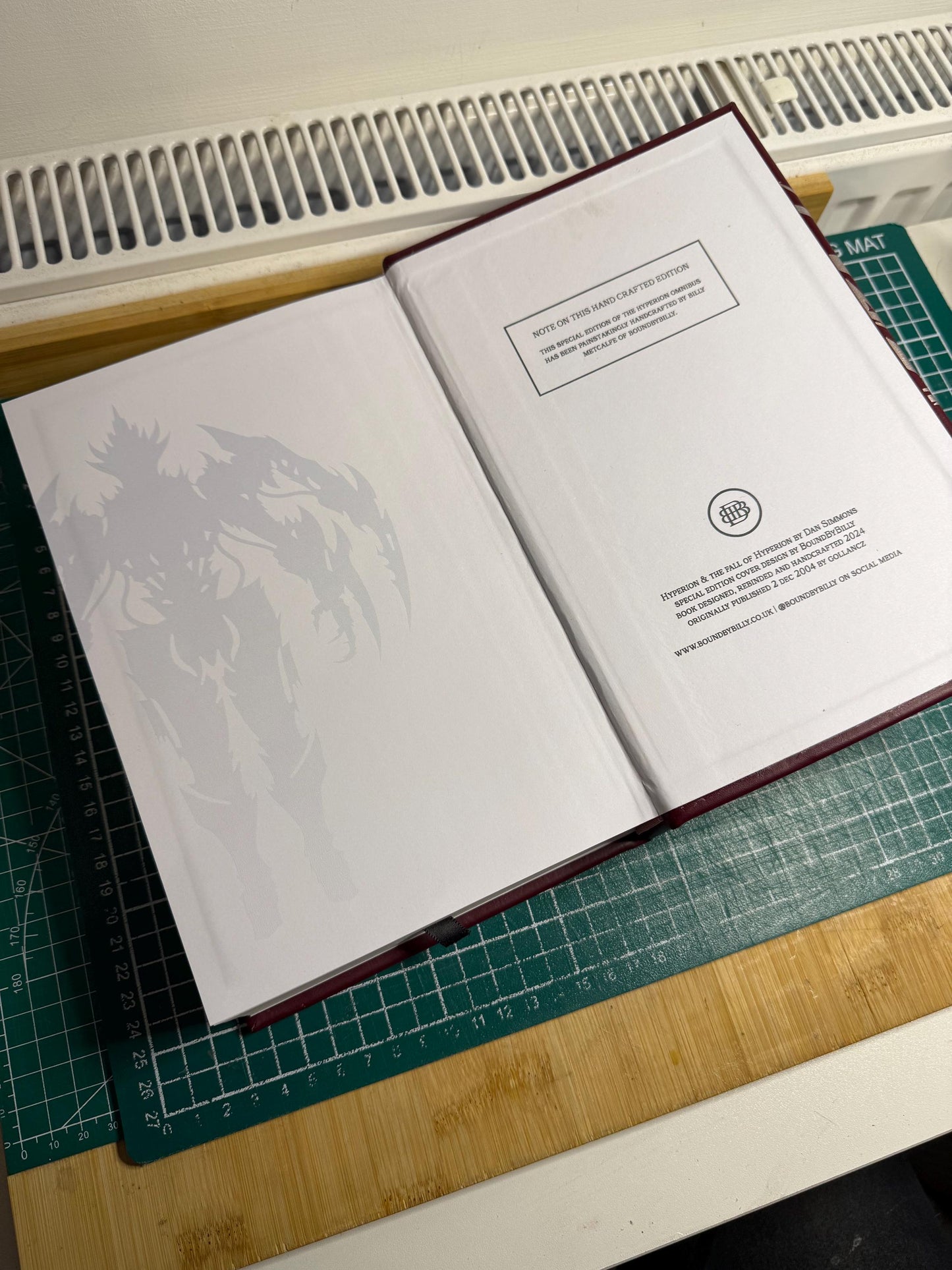 Hyperion Omnibus Real Leather Deluxe | Dan Simmons